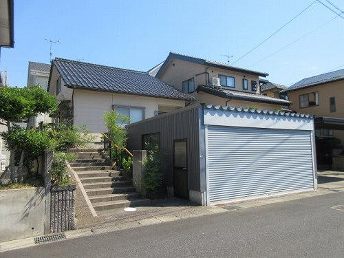 八頭・若桜・智頭地区 構造:木造2階建土地面積:199.9平米 ( 60.46坪 ) 建物面積:94.32平米 ( 28.53坪 )