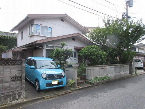 鳥取市地区(千代川以西) 構造:軽量鉄骨造2階建土地面積:210.73平米 ( 63.74坪 ) 建物面積:106.74平米 ( 32.28坪 )