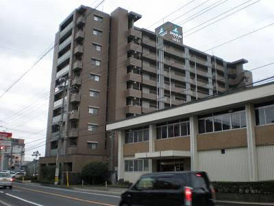 鳥取市地区(千代川以東・国府・駅南) 構造:RC専有面積:73.69平米 ( 22.29坪 )