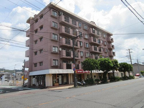 鳥取市地区(千代川以東・国府・駅南) 構造:RC専有面積:35.63平米 ( 10.77坪 )