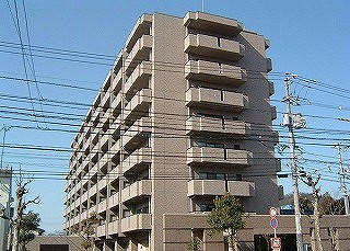 鳥取市地区(千代川以東・国府・駅南) 構造:RC専有面積:71.13平米 ( 21.51坪 )
